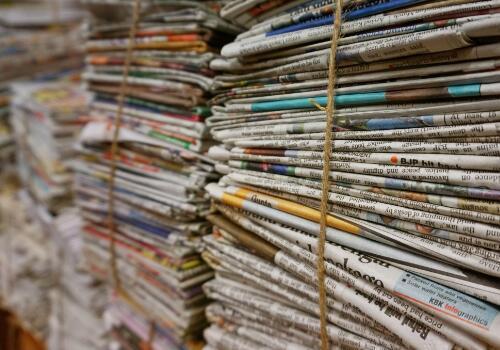 我们随手丢的“废品”现回收价上涨都在排队卖你还舍得丢？(图1)