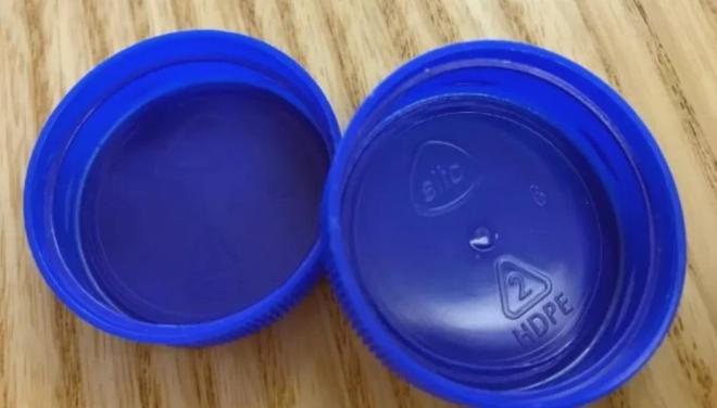 奥克兰市议会警告：“回收垃圾桶可没收！”(图8)