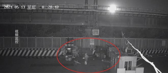 多次潜入市场偷铝材民警：他连推车也是偷的！(图3)