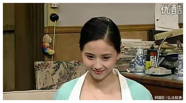 街溜子三剑客：牛小伟娶了朱婷婷贾志新拥有表妹唯独一人落空(图6)