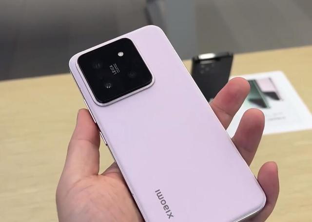 手机回收新选择：换换回收平台引领绿色潮流(图1)