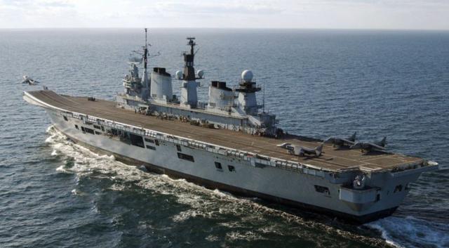 英国宁愿拆解航母卖废铁也不肯卖给中国如今有困难又来相求？(图3)
