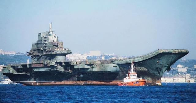 英国宁愿拆解航母卖废铁也不肯卖给中国如今有困难又来相求？(图7)