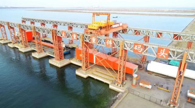 英国宁愿拆解航母卖废铁也不肯卖给中国如今有困难又来相求？(图10)