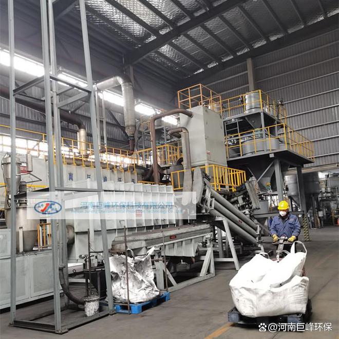 动力电池回收利用设备 废旧锂电池处理设备技术(图2)