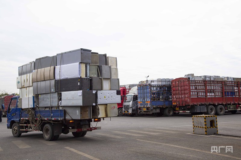 回收来的旧家电都去哪儿了？记者探访废旧家电处理全流程(图1)