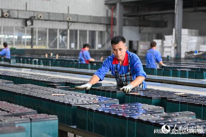 废旧锂电池高温热解设备热解技术和严格的工艺流程设计(图1)
