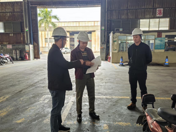 市商务局开展报废机动车回收拆解、再生资源回收等行业安全生产检查工作(图1)