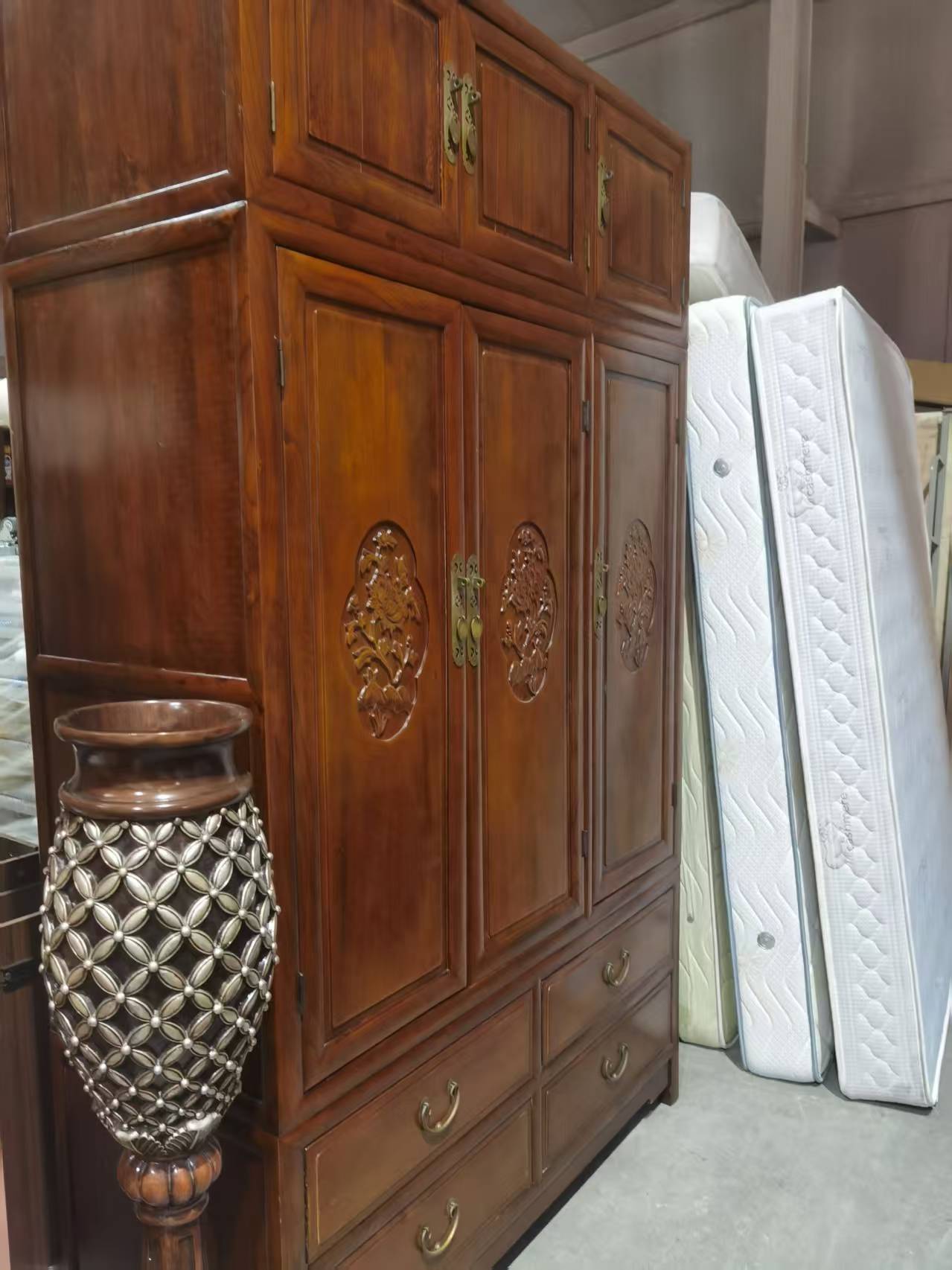 家中“大块头”要换新 家具回收难如何破局(图1)