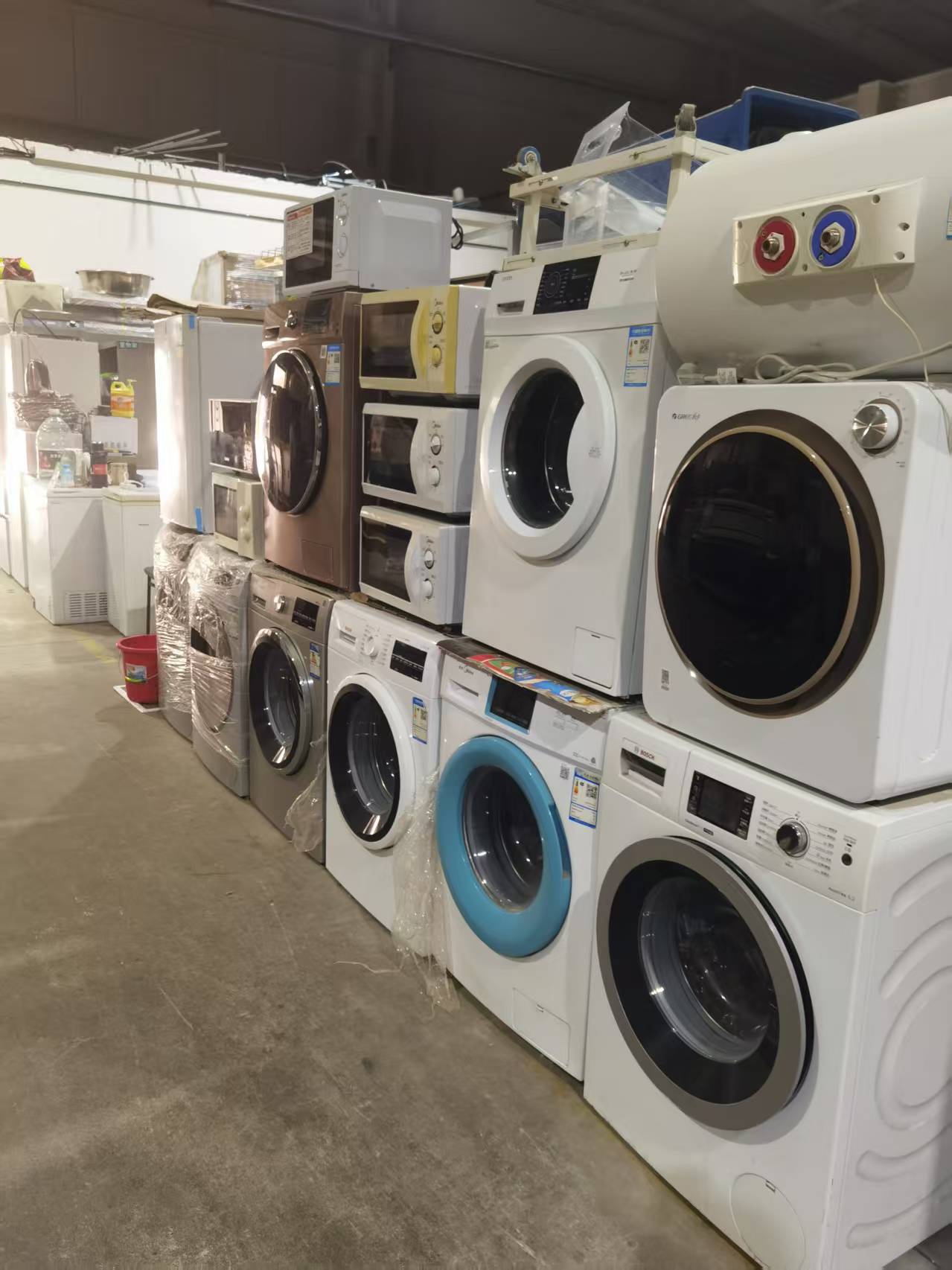 家中“大块头”要换新 家具回收难如何破局(图2)