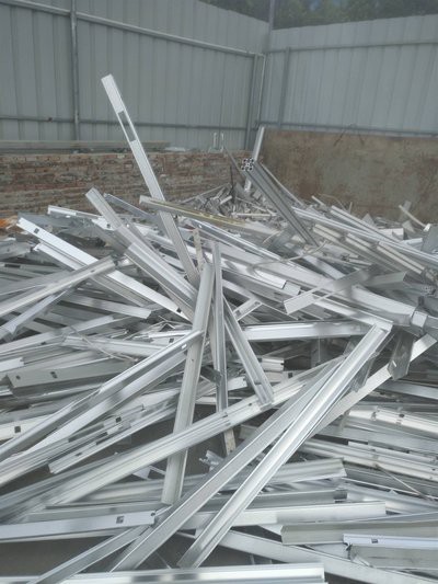 明京环境科技获手机屏幕拆解装置专利废旧手机回收迎自动化升级(图1)