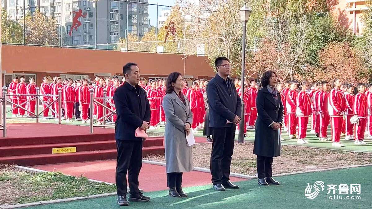 废旧物资换碳积分！山东中小学首个“碳惠小屋”在济南舜华学校启用(图1)