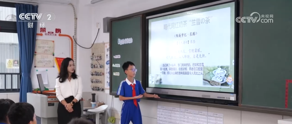 小分类推动大循环 从奶盒回收“走进”校园看城市更新向“绿”转型(图1)