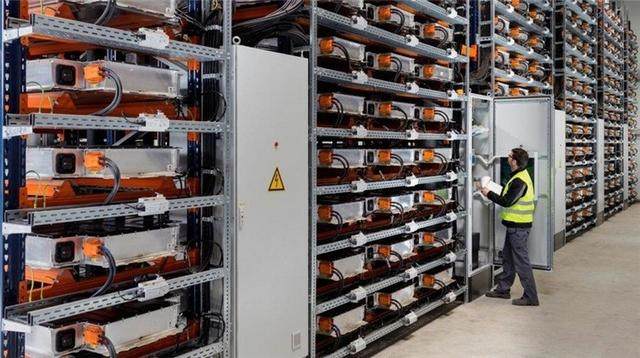 新能源汽车动力电池如何回收利用七部门发布新规(图1)