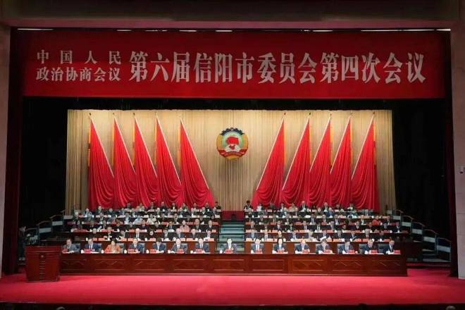 同心履职担使命务实建言促发展—— 九三学社代表委员在信阳市两会积极履职(图1)