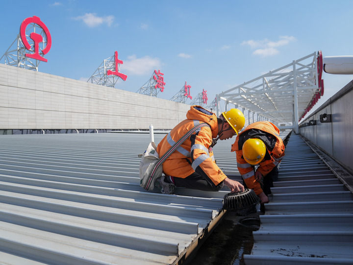 九州同春启新程 万家灯火映山河——各地群众欢度丙午马年春节(图10)