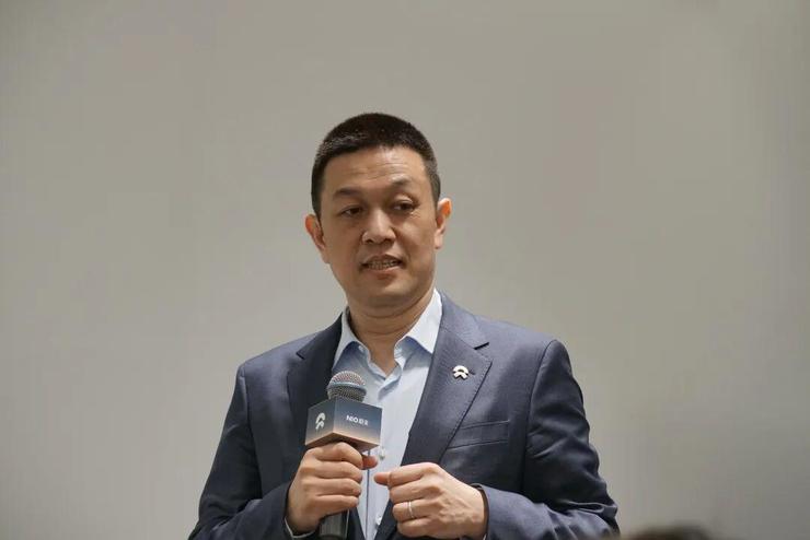 董明珠痛批无效加班：领导不走我不走这种内耗毫无意义；曝比亚迪考虑进军F1一级方程式赛事；不安全还烧钱？月薪两万养不起一只龙虾(图7)