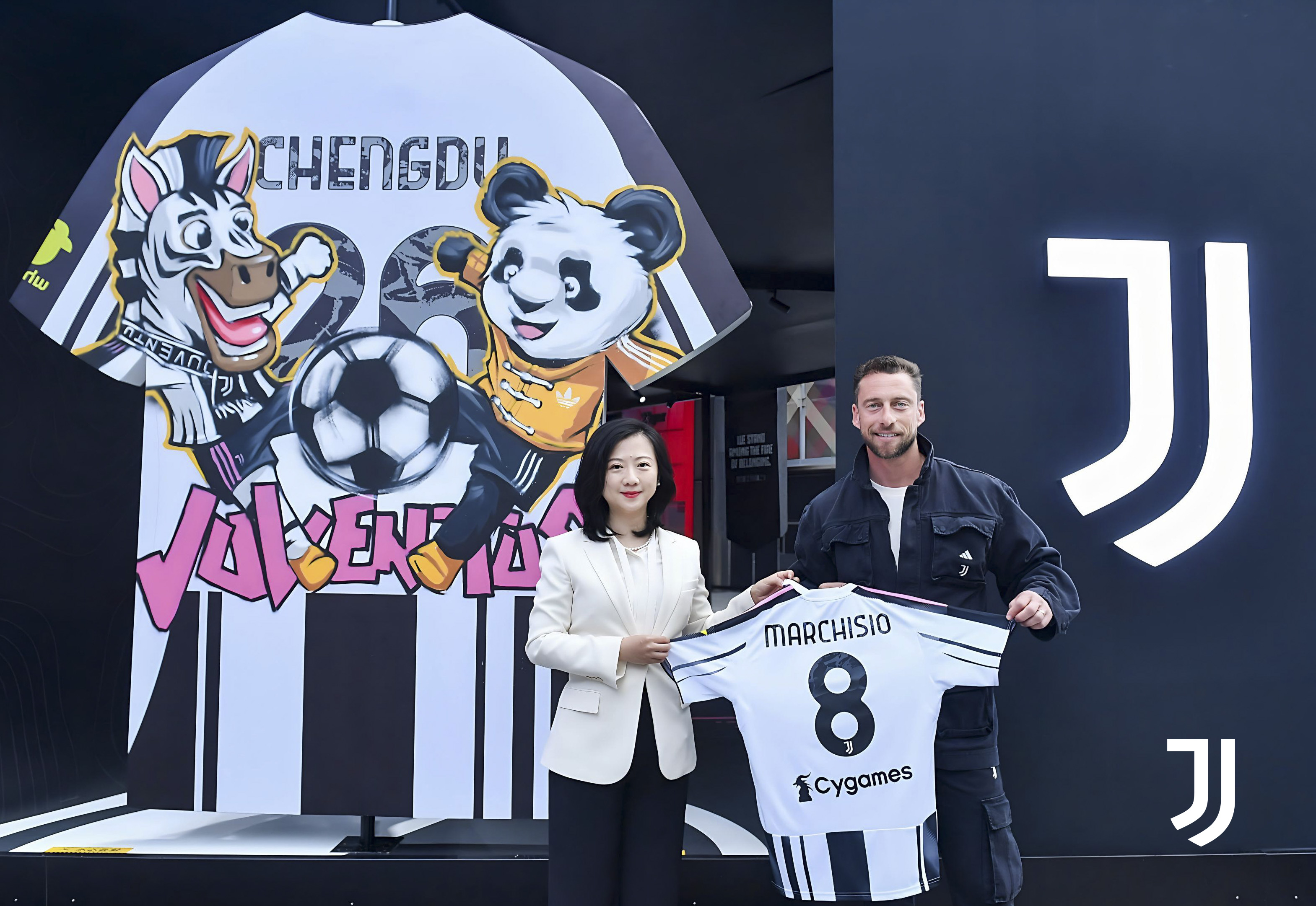 百年尤文赴蓉开“局” 马尔基西奥领衔足球文化盛宴(图2)