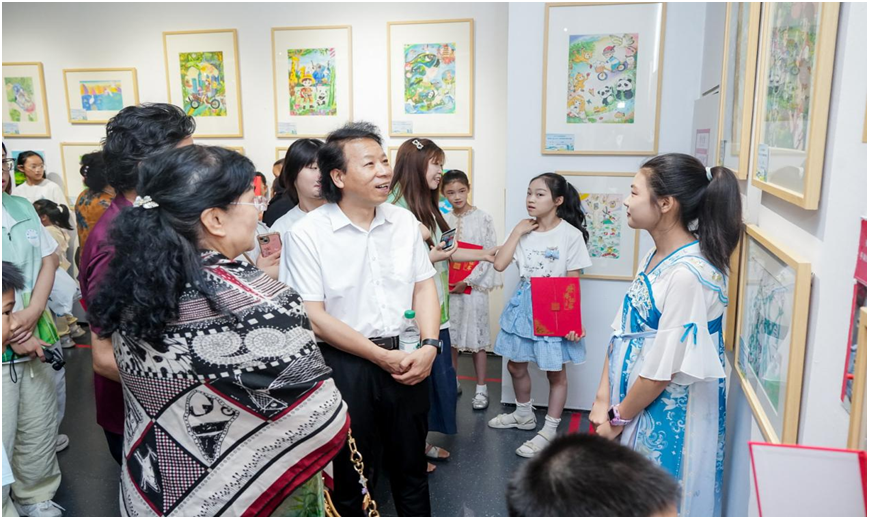 墨绘三秦绿意童心共护秦岭｜第四届“秦岭杯”双碳书画大赛作品展开幕(图2)