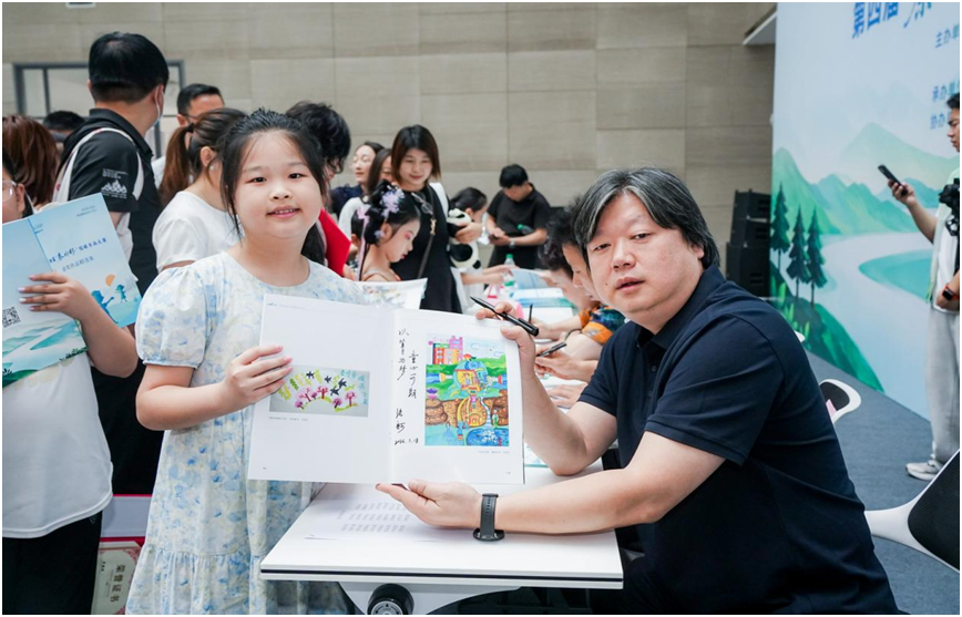 墨绘三秦绿意童心共护秦岭｜第四届“秦岭杯”双碳书画大赛作品展开幕(图3)